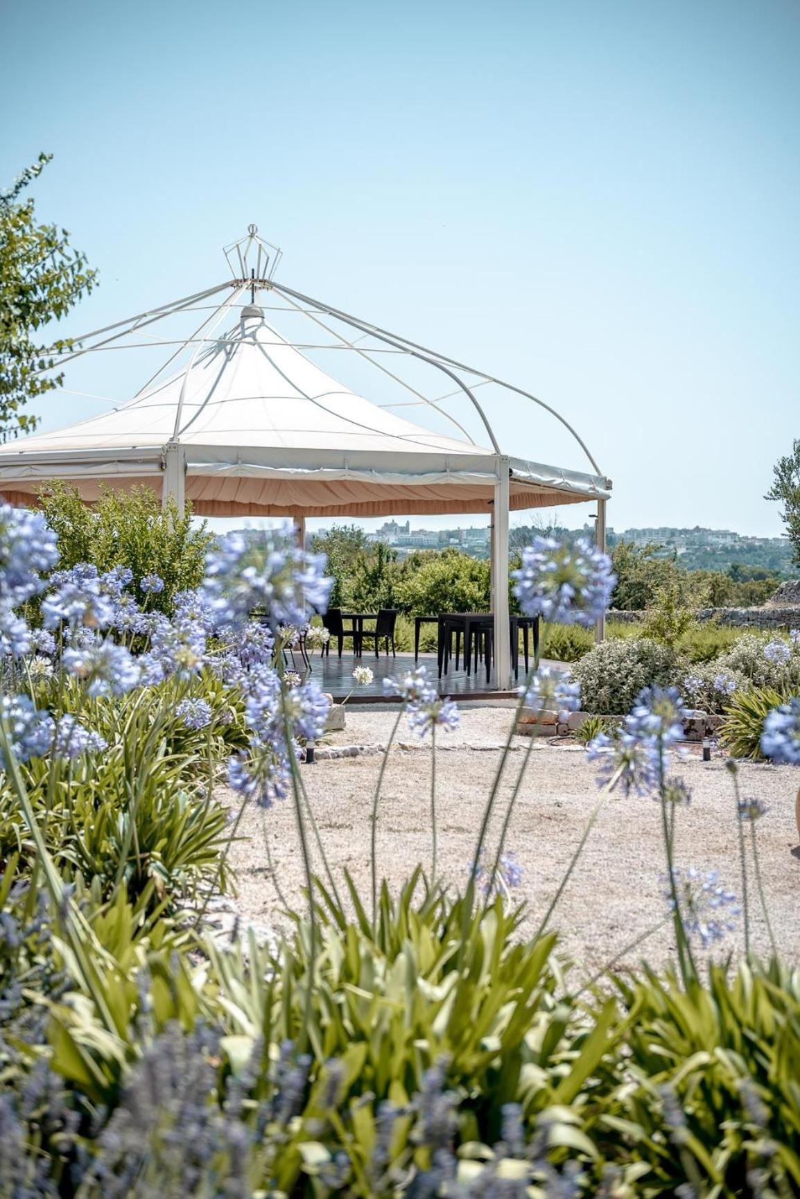 Masseria Pavone มาร์ตินาฟรังกา ภายนอก รูปภาพ