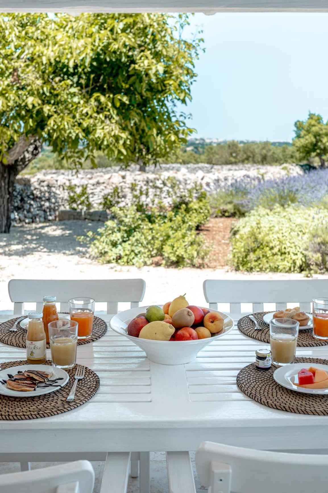 Masseria Pavone มาร์ตินาฟรังกา ภายนอก รูปภาพ